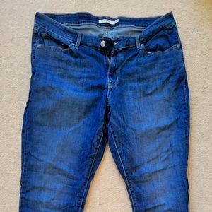 Levi's 711 Skinny